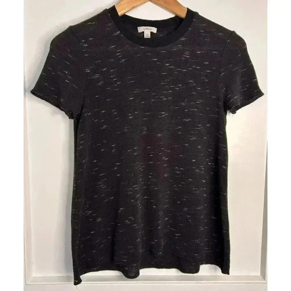 Wilfred Tops - Wilfred Black and White Knit T-Shirt From Aritzia Size XXS